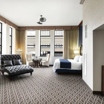 Des Lux Hotel