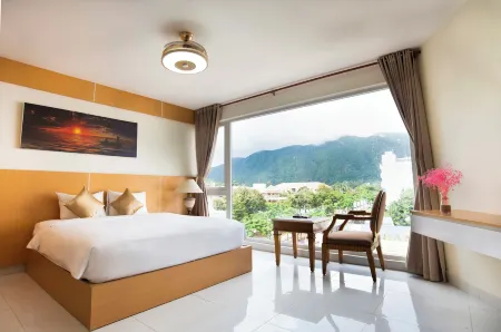 Conson Hotel Отели рядом с достопримечательностью «Пуло-Кондор»