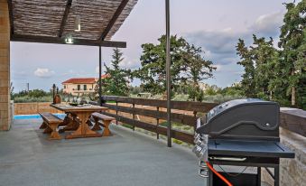 Dreamcatcher Villa Outdoor Indoor Pool Hot Tub