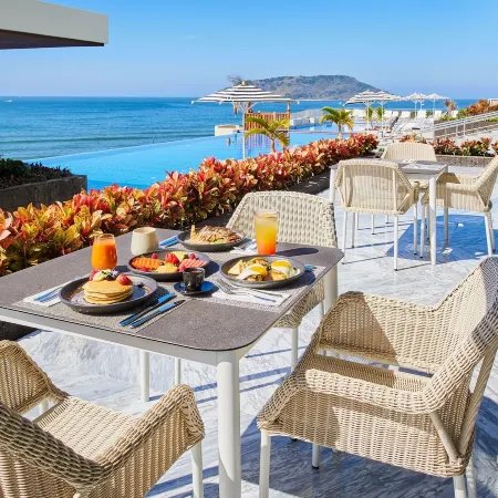 Courtyard Mazatlan Beach Resort