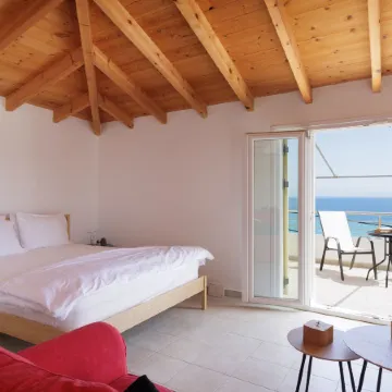 The Island Life Apartments by Konnect, Ipsos Beach