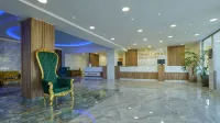 Ninos Grand Beach Hotel & Resort
