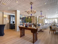 The Gem Museum Suites Evanston Hotels in Wilmette