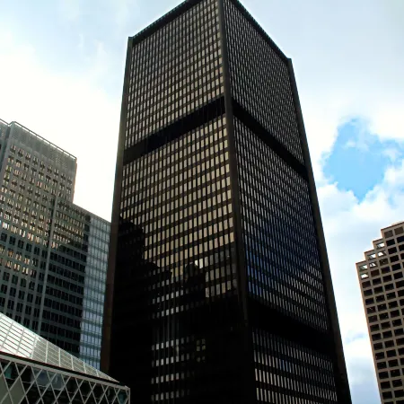 Executive Hotel Pacific
