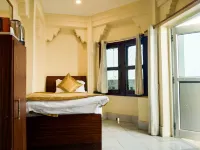 Dwivedi Hotels Palace on Steps - Balkoner