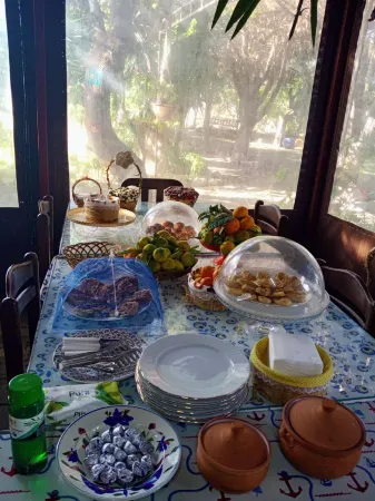 Aydeniz pansiyon Отели в г. Iskele Mahallesi