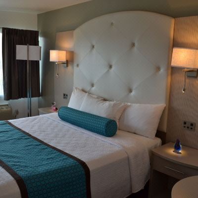 Deluxe King Room The Freeport Inn and Marina Promo Code