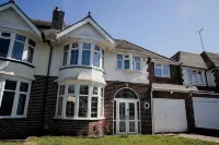 6 ベッド ハウス - スリープス 13 - ファミリーズ & コントラクターズ