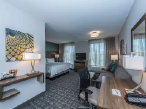 Staybridge Suites CHARLESTON - MOUNT PLEASANT by IHG マウント・プレザントのホテル