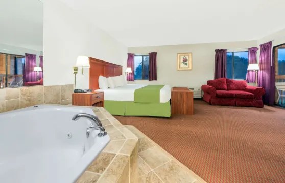 恩尼德温德姆唄盟酒店