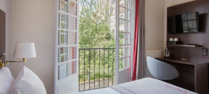 Best Western Blanche de Castille Dourdan Hotele w: Essonne