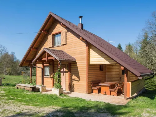 Adorable Home with Pool & Hot Tub Surrounded by Beautiful Nature - Homestays