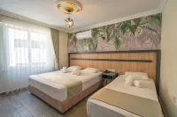 Piyes Otel