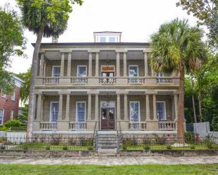 607 Bay Inn Downtown Beaufort Hotels in Beaufort