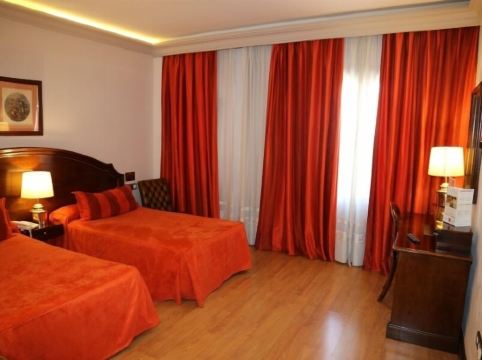 Hotel M.A Princesa Ana