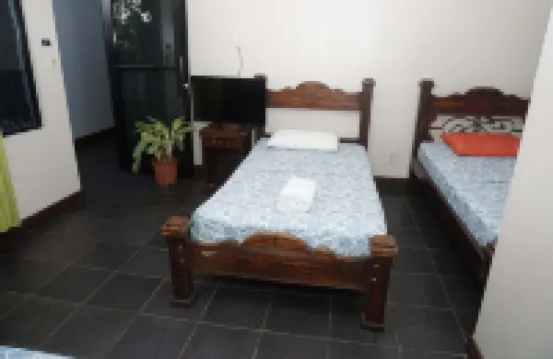 圖坎阿拉胡埃拉酒店 酒店