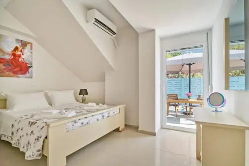 Gorgeous Lake Kournas Villa Brand New Private Pool