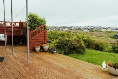 Great 3 Br Loft Apt / Views / Free Parking Отели рядом с достопримечательностью «Нордик Хаус»