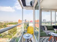 Uliv Polanco Hotels near Telcel Theatre