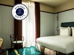 Hôtel du Rond-Point des Champs-Élysées - Esprit de France