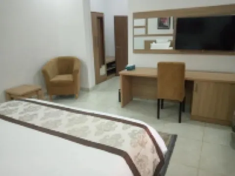 Novel Suites & Resorts فنادق في جوس