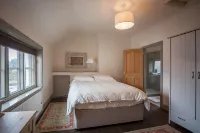 Linnet House, Shropshire