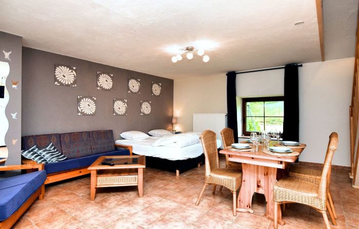 Holiday Home in Ardennes with Scenic Terrace