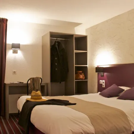 Brit Hotel le Kerotel