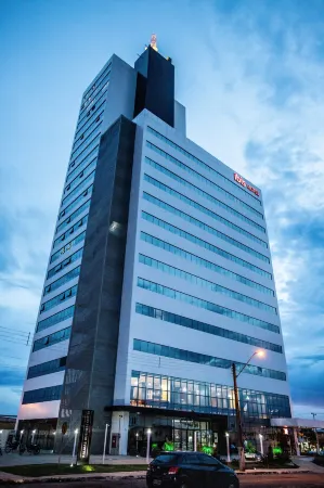 Ibis Palmas Avenida JK Отели в г. Палмас