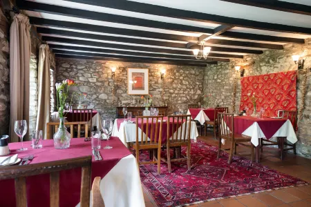Ty Mawr Country Hotel & Restaurant