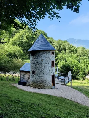 Le Perchoir des Pyrénées Hotels in Campan