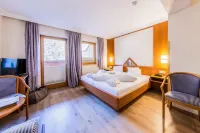 Hotel Riederhof- Urlaub Mit Wau! Hotels in Serfaus