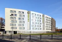 B&B Hotel Saint-Denis Porte de Paris Hotels near Groupe AFNOR