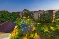 Botanika Osa Peninsula, Curio Collection by Hilton - Pools