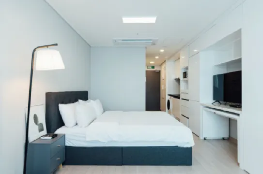 celebrity stay Отели рядом с достопримечательностью «Songam Art Museum»