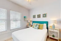 Mustang Royale Home in Gulf-Front Community, Boardwalk to Beach