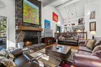 Charming Home with Hot Tub and Ping Pong - Cozy Family Retreat