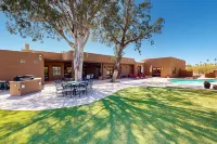Catalina Foothills oasis on 2.1 acres with private pool & putting green