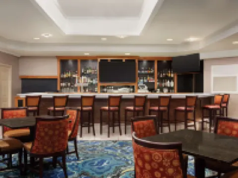 ラディソン ホテル レネックサ オーバーランド パーク レネックサのホテル