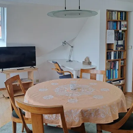 Dachgeschosswohnung Lichterfelde Отели рядом с достопримечательностью «Лихтерфельде»