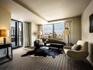 Thompson Chicago by Hyatt