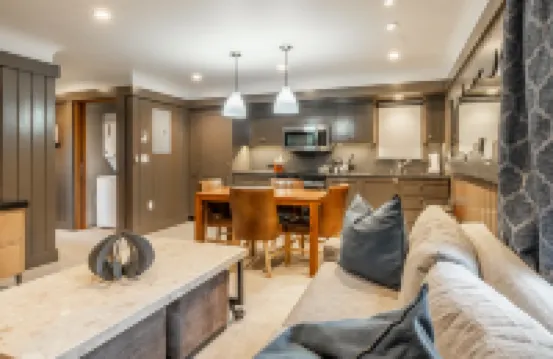 Covered Porch and Modern Amenities - Charming Cozy Escape Hotels in Homewood