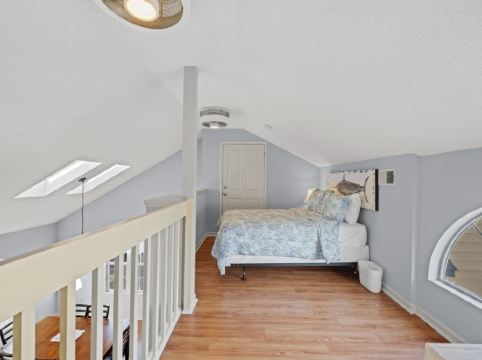 Charming Split Level Villa with Loft and Pool - Serene Family Retreat