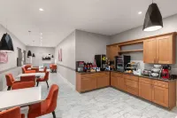 Ramada by Wyndham Kenner/New Orleans Airport South - breakfast
