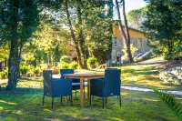 Majestic Villa in Hills of Florence with Gardens Gym Jacuzzi and Sauna Fattoria di Maiano 주변 호텔