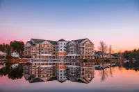 voco SARANAC LAKE NY - WATERFRONT Hotels in Saranac Lake