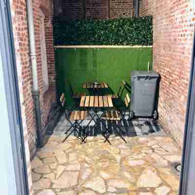 Le Madame Little Appart’Hotel Hotel Exterior