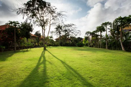 Plagoo Holiday Hotel