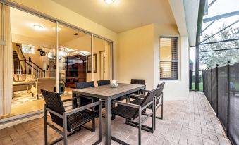 Spacious Home W/Private Pool/Spa & Free Waterpark!