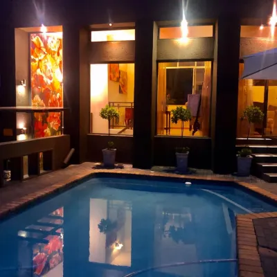 Absolut Guest Boutique Hotels near Centurion Lake